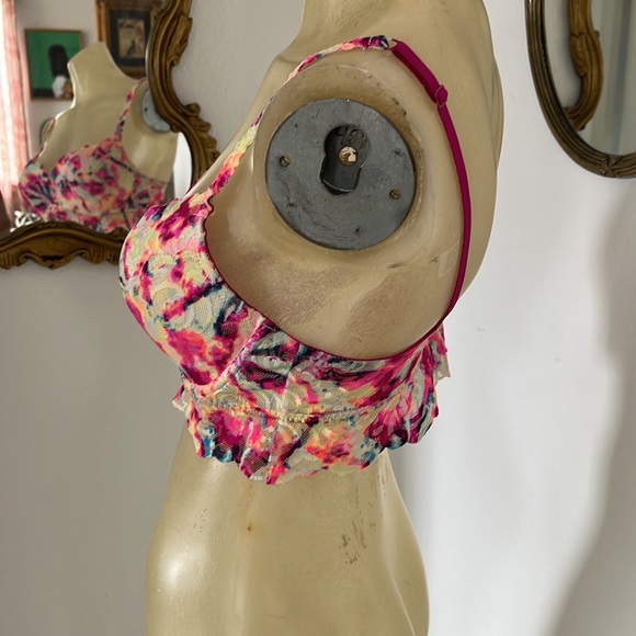 PINK Victoria’s Secret Lace Bralette - Picture 4 of 6